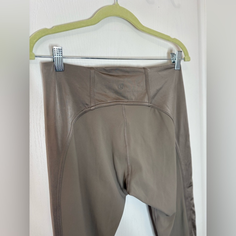 lululemon•Align No Line™ High-Rise Pant•NEW RELEASE•NWOT•Satin Shine Ash Grey•10 - Picture 10 of 16